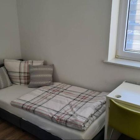 Apartment Хайлброн Екстериор снимка